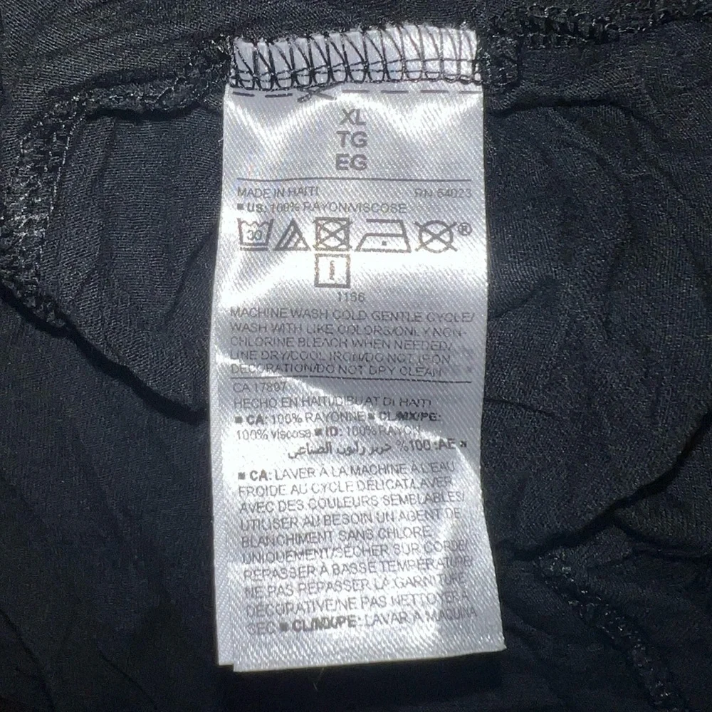 Old Navy Black Moon Phase Tank Shirt Size XL - Picture 6 of 6